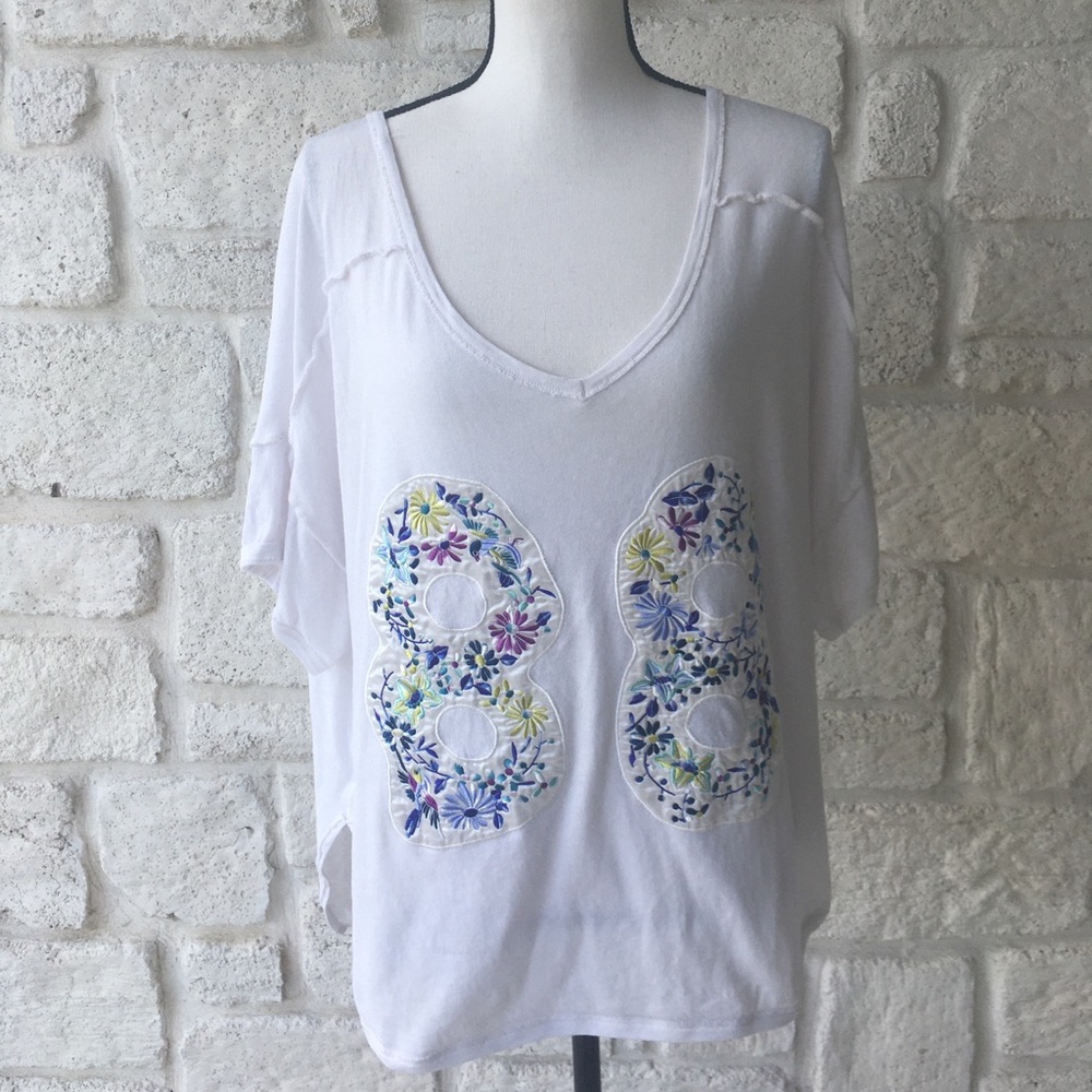 Free People 88 Floral Embroiled Tee Shirt / Small